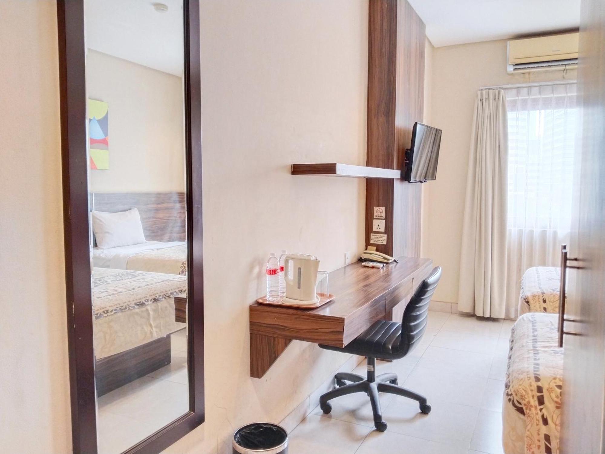 Shankee Sudirman Jakarta Exterior photo